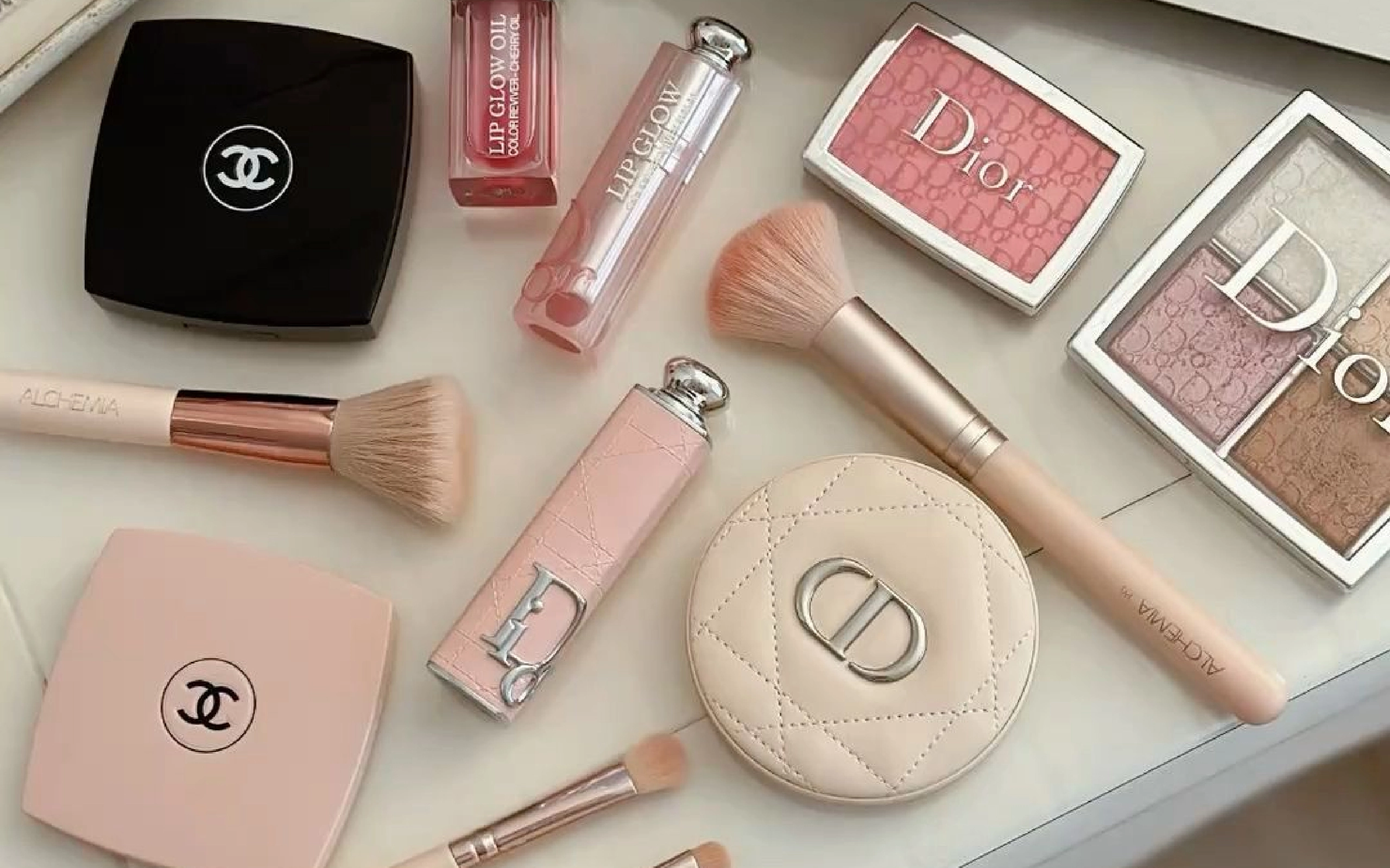 Errores Comunes al Maquillarse (y Cómo Evitarlos)